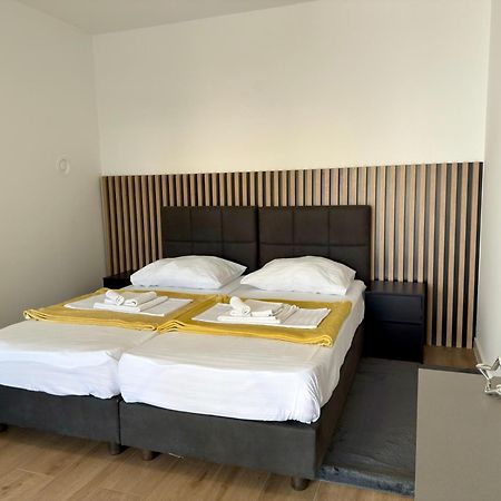 Apartmani Tatjana Novalja Luaran gambar