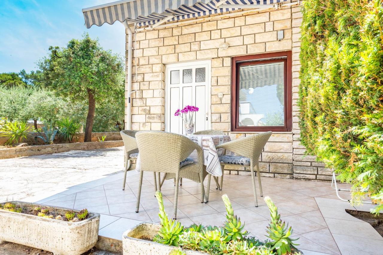 Apartmani Tatjana Novalja Luaran gambar