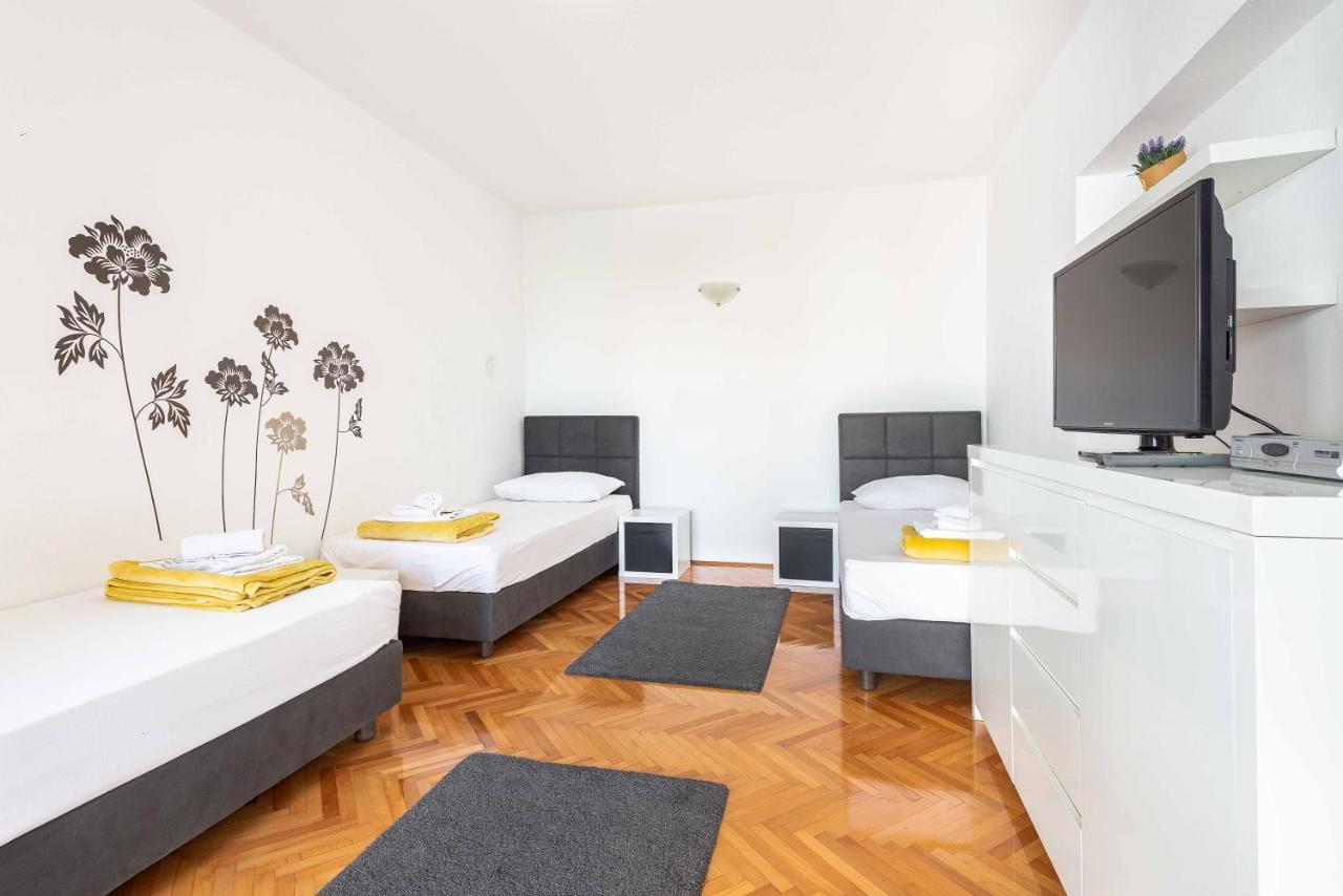Apartmani Tatjana Novalja Luaran gambar