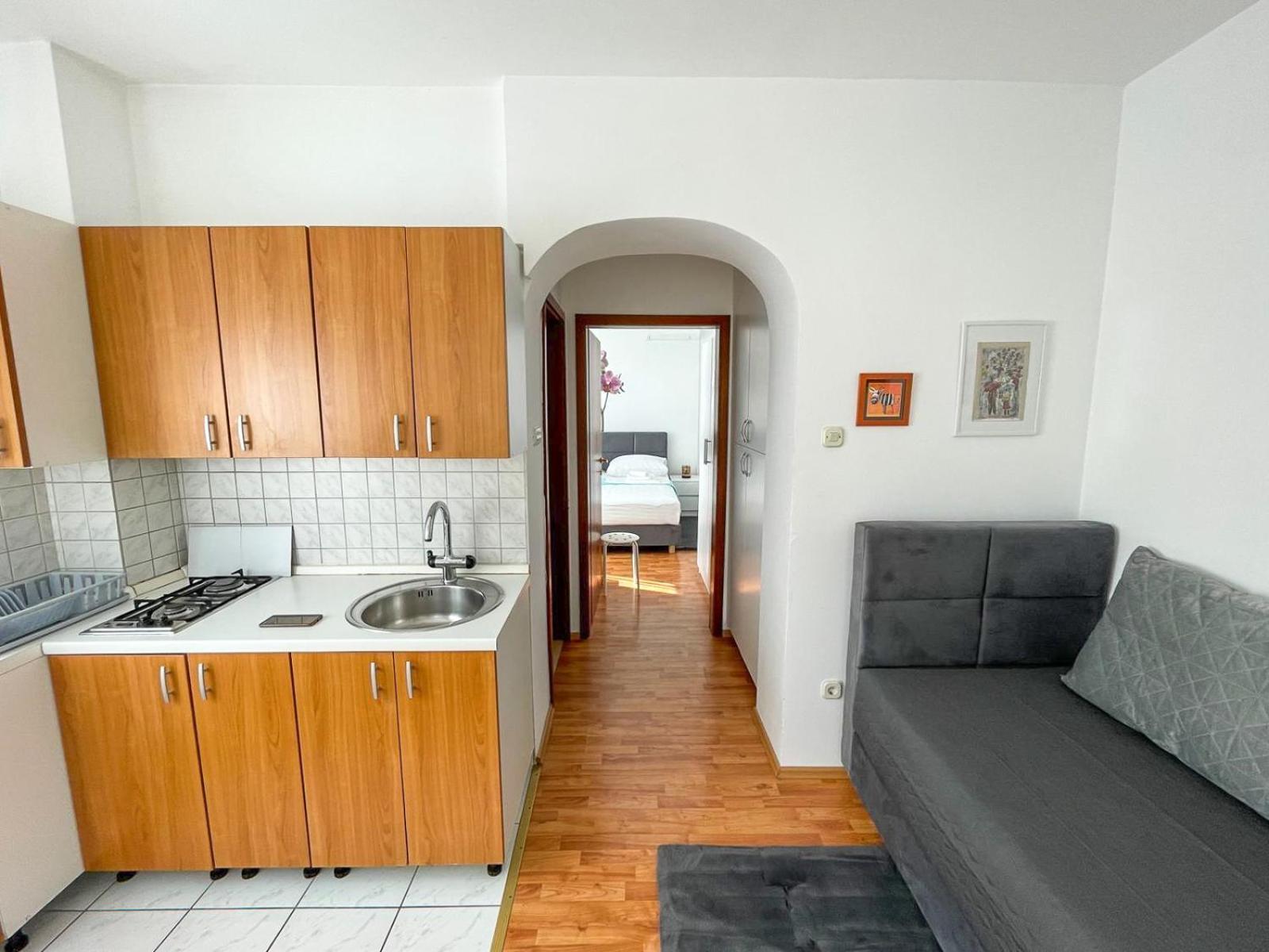 Apartmani Tatjana Novalja Luaran gambar