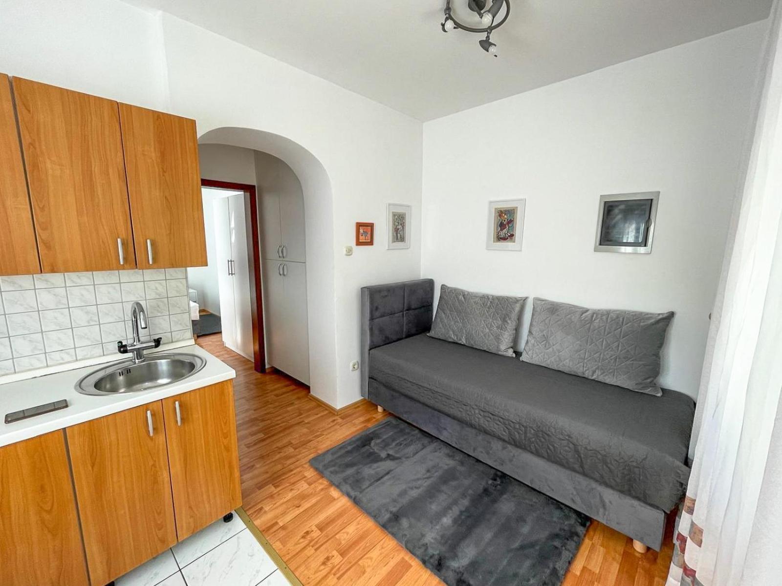 Apartmani Tatjana Novalja Luaran gambar