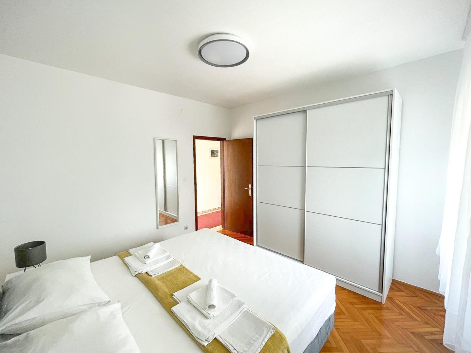 Apartmani Tatjana Novalja Luaran gambar
