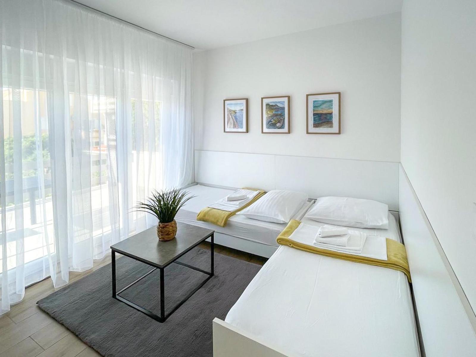 Apartmani Tatjana Novalja Luaran gambar