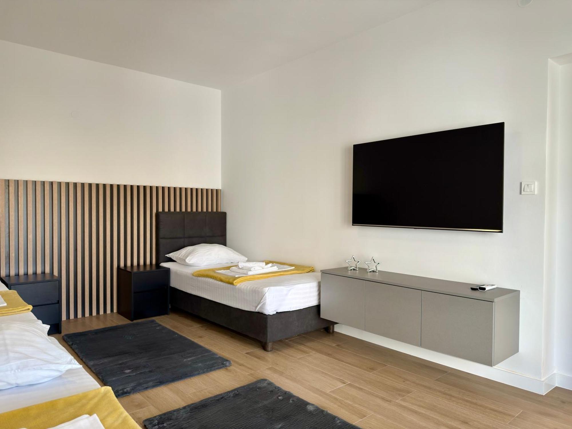 Apartmani Tatjana Novalja Luaran gambar